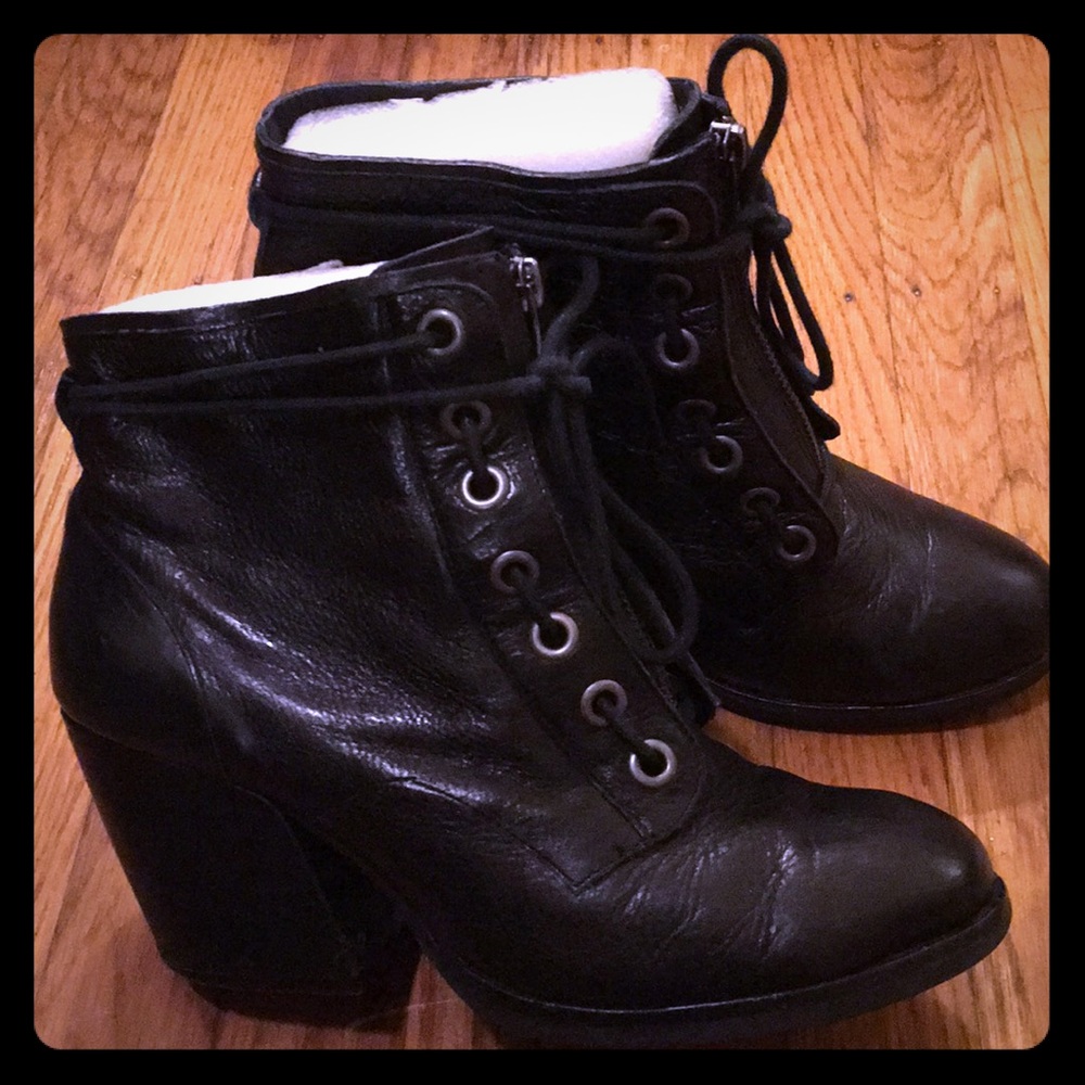 Kork-ease recessed heel bootie